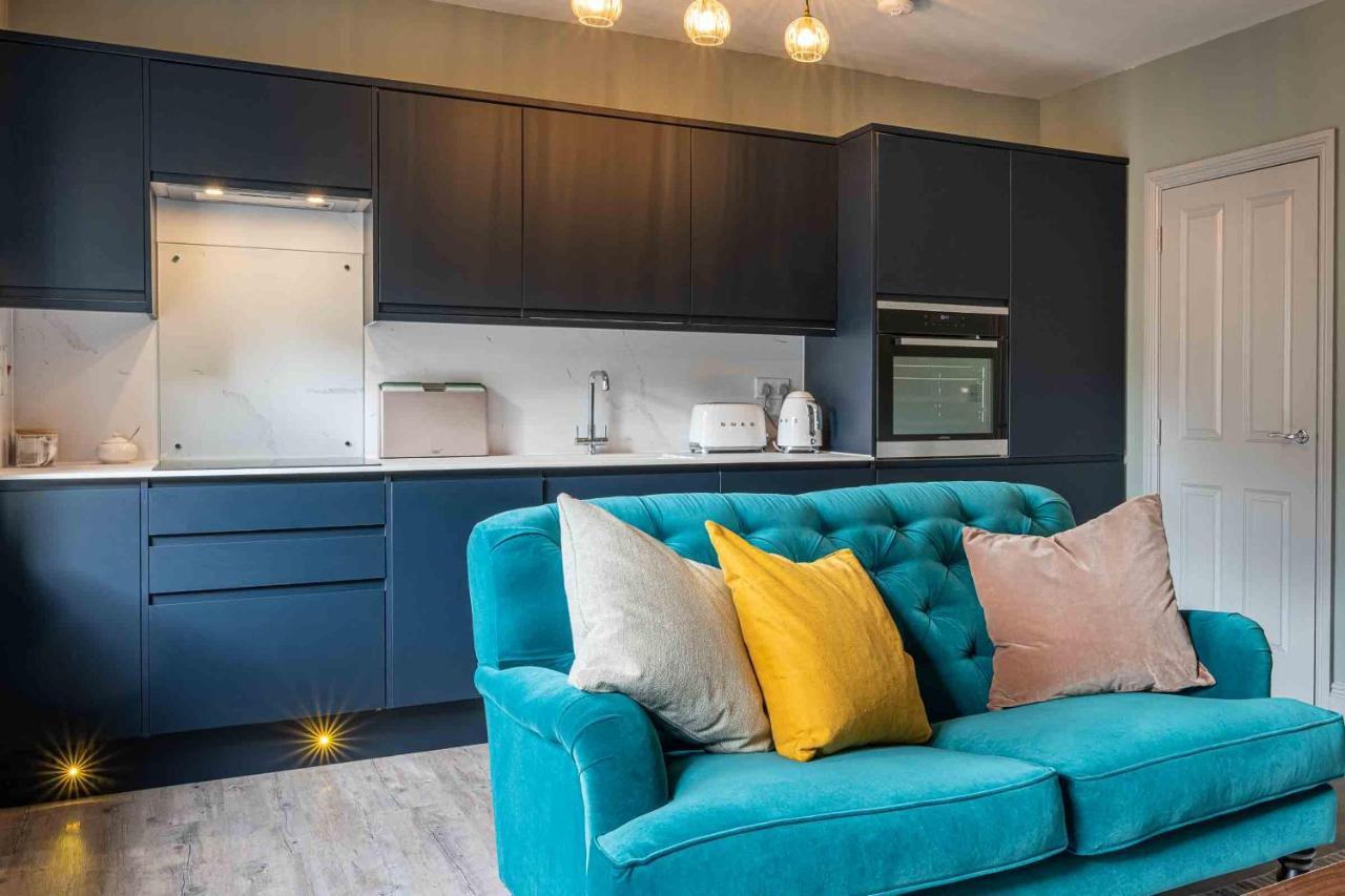 Beautiful Modern 1 Bedroom Apartment, City Centre Bath Buitenkant foto
