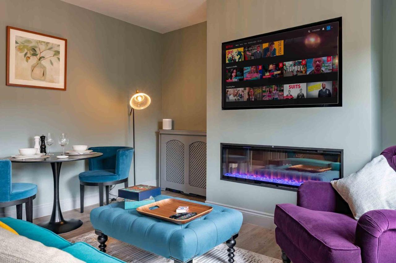 Beautiful Modern 1 Bedroom Apartment, City Centre Bath Buitenkant foto